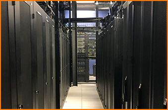 rows of data center server racks